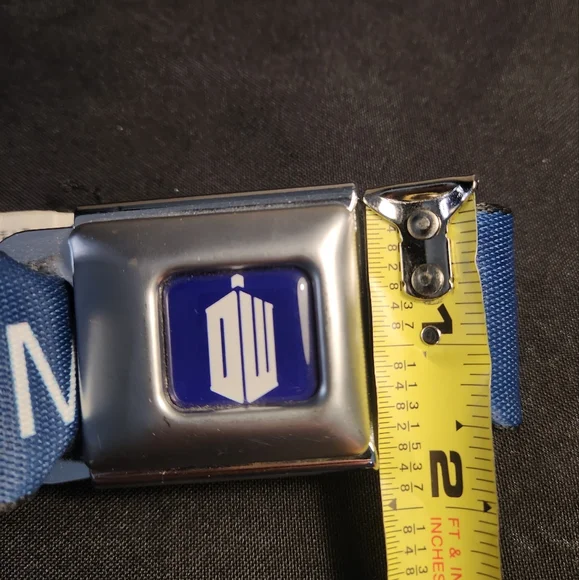 Dr Who Buckle Down Seatbelt Belt Police Call Box - Picture 4 of 5